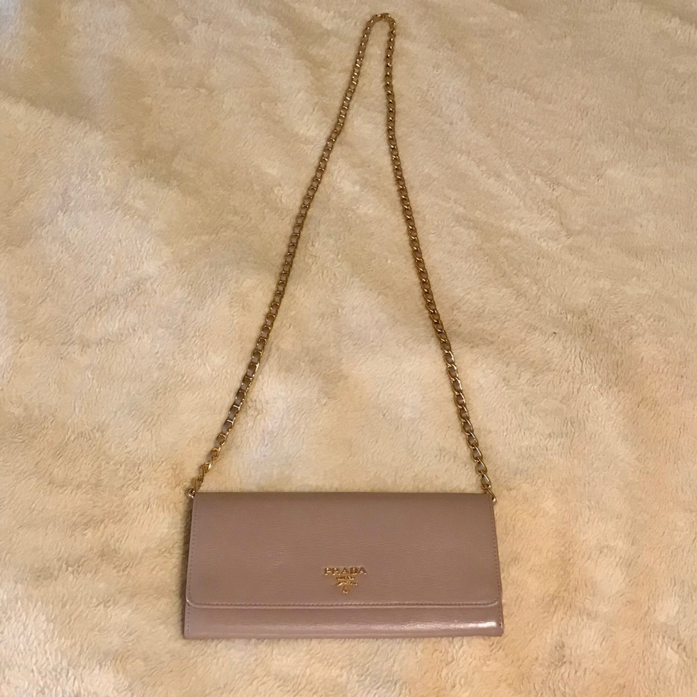 100 % Autentic Prada WOC Vitello move cammeo